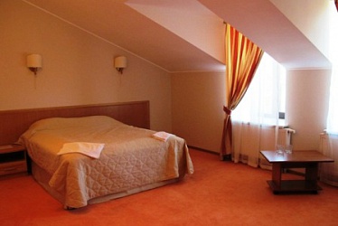 ����� ,����,�����,���������-���������� - 4